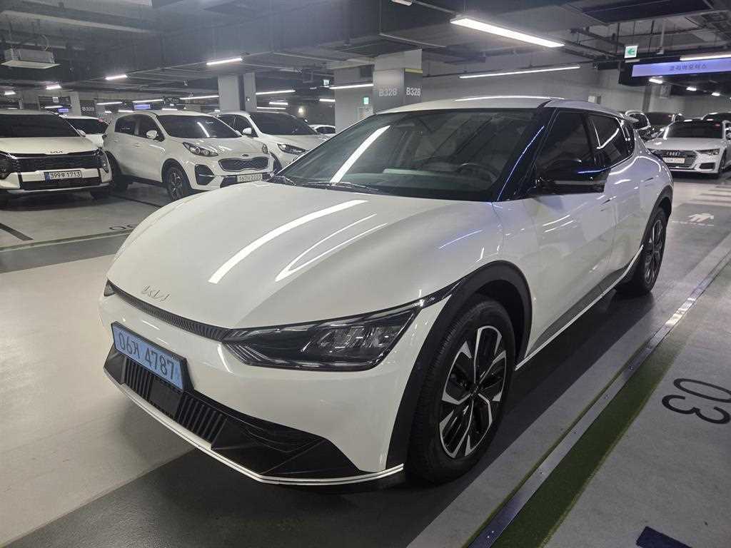 기아 EV6 롱레인지 에어 사진 2/20