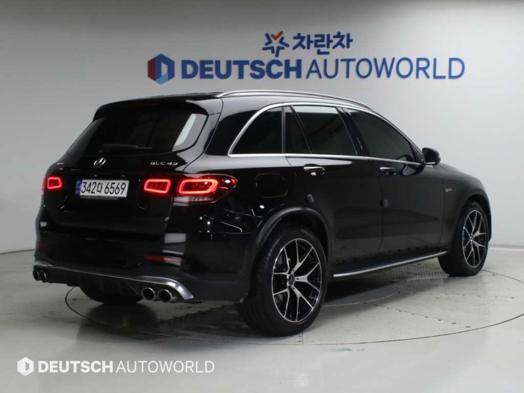 벤츠 GLC 클래스 AMG GLC 43 4MATIC 사진 2/20