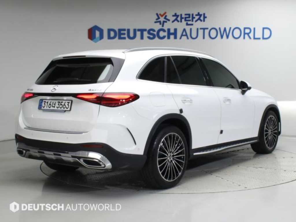 벤츠 GLC 클래스 GLC300 4MATIC 사진 2/20