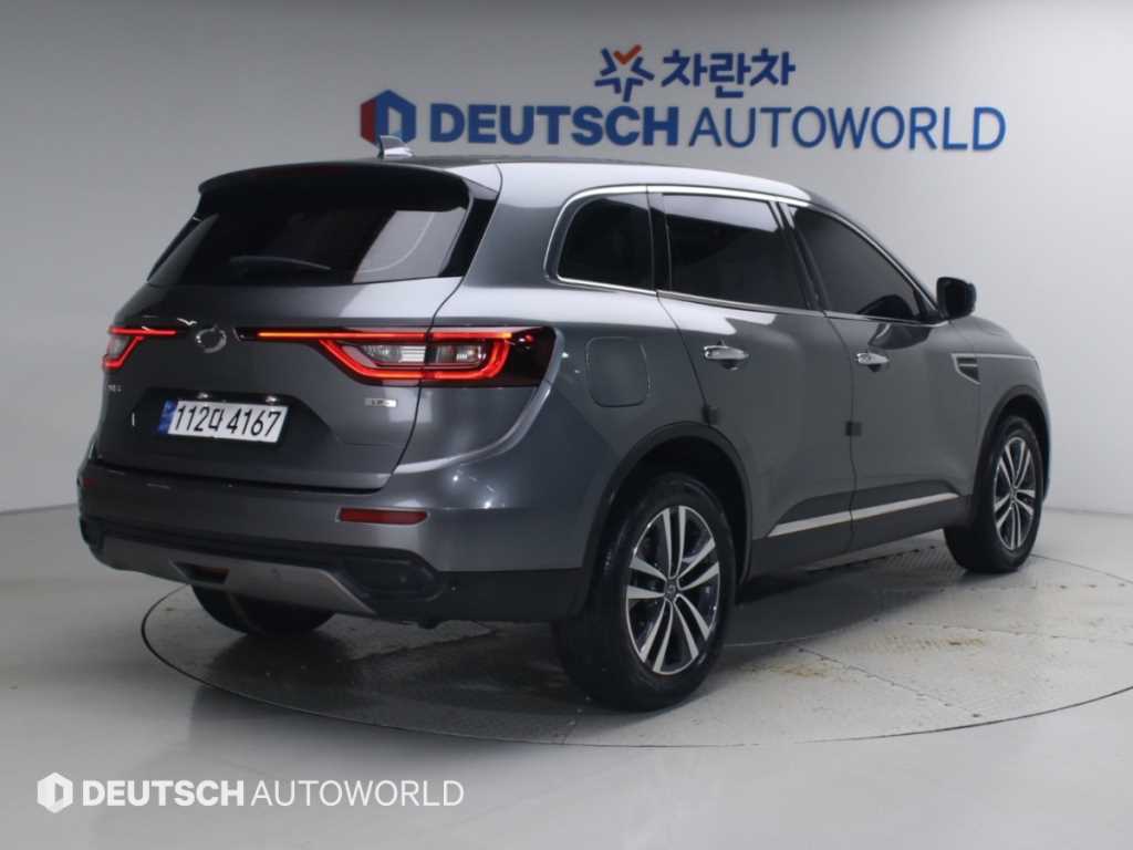 르노코리아 QM6 2.0 LPe LE 2WD 사진 2/20