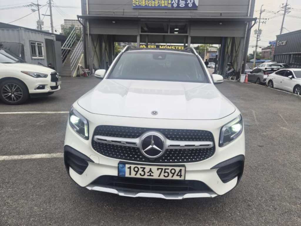 벤츠 GLB 클래스 GLB 250 4MATIC 사진