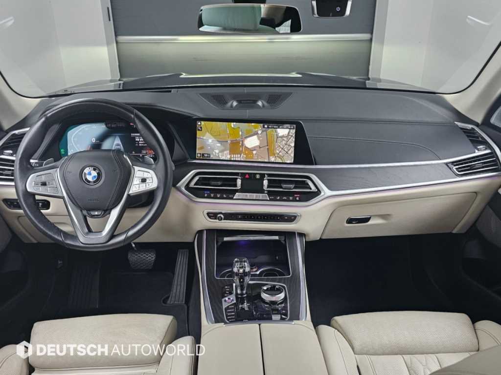 BMW X7 xDrive 40i 디자인 퓨어 엑셀런스 6인승 사진