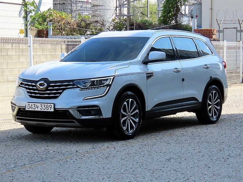 르노코리아 QM6 2.0 LPe RE 2WD 사진 2/20