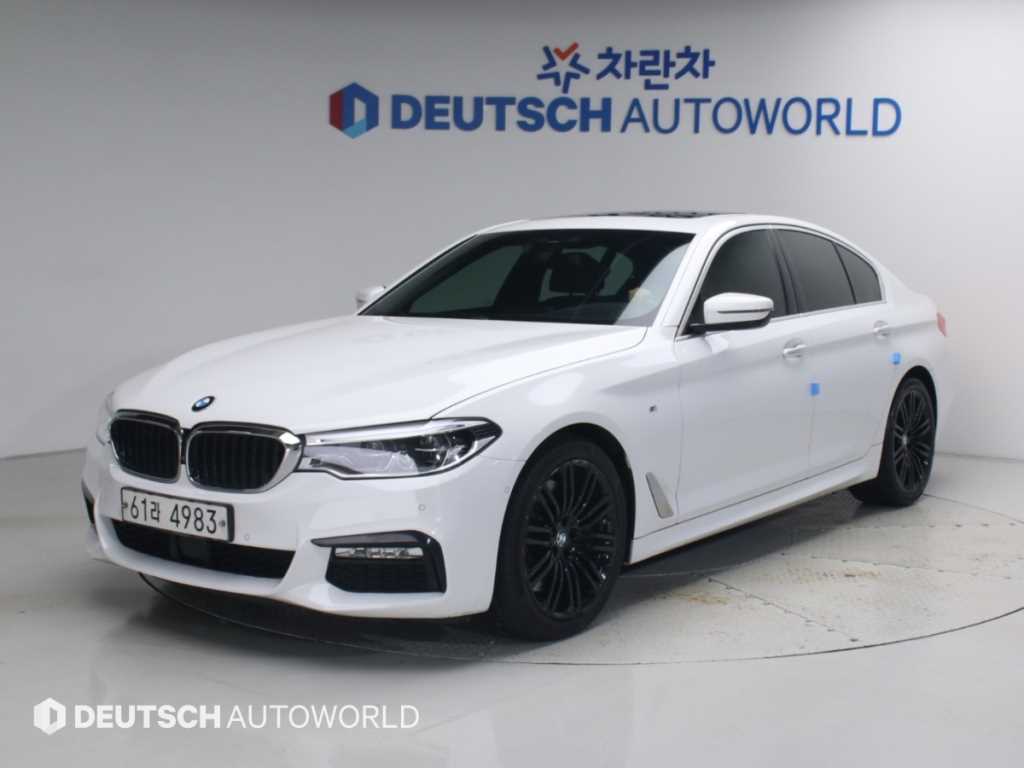 BMW 5시리즈 540i xDrive 럭셔리 플러스 사진