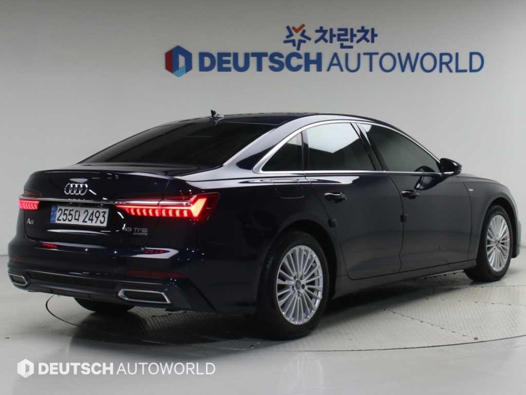 아우디 A6 45 TFSI 콰트로 프리미엄 사진 2/20
