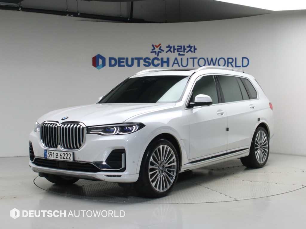 BMW X7 xDrive 40i 디자인 퓨어 엑셀런스 7인승 사진