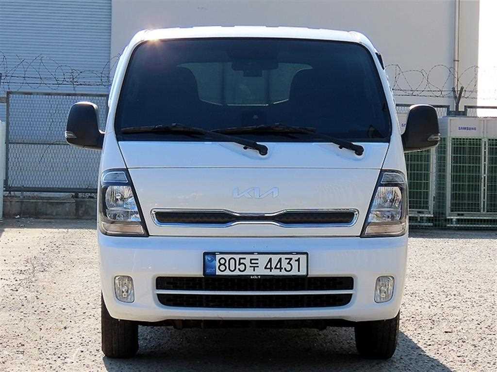 기아 더뉴봉고3 카고 1.0톤/더블캡/초장축 GLS 사진