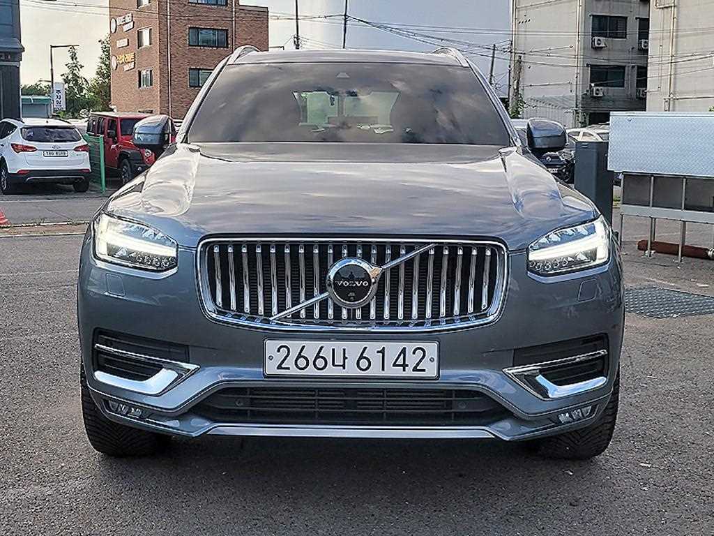 볼보 XC90 2.0 T6 AWD 인스크립션 사진