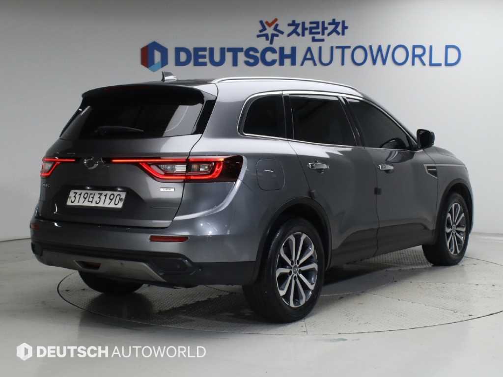 르노코리아 QM6 2.0 LPe RE 2WD 사진 2/20