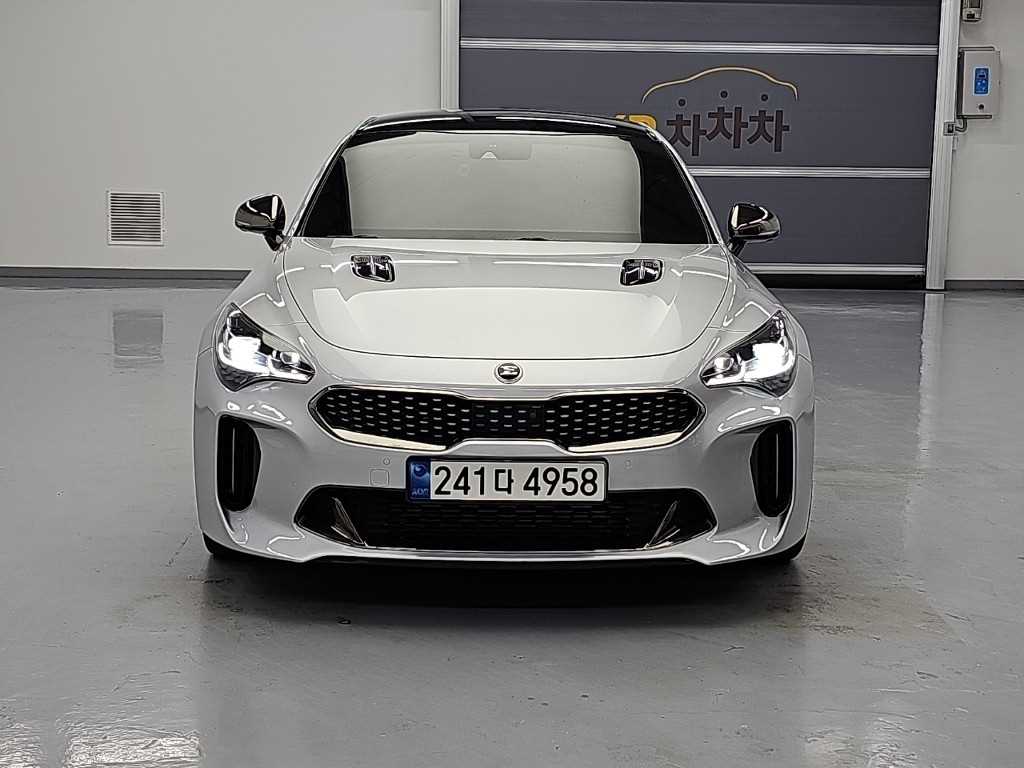 기아 스팅어 가솔린 3.3 터보 AWD GT 사진 2/19