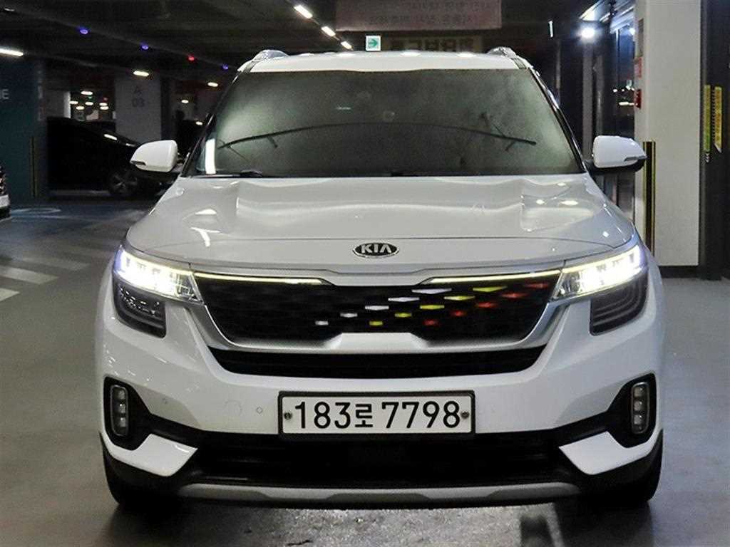 기아 셀토스 가솔린 1.6 터보 2WD 노블레스 사진 2/20