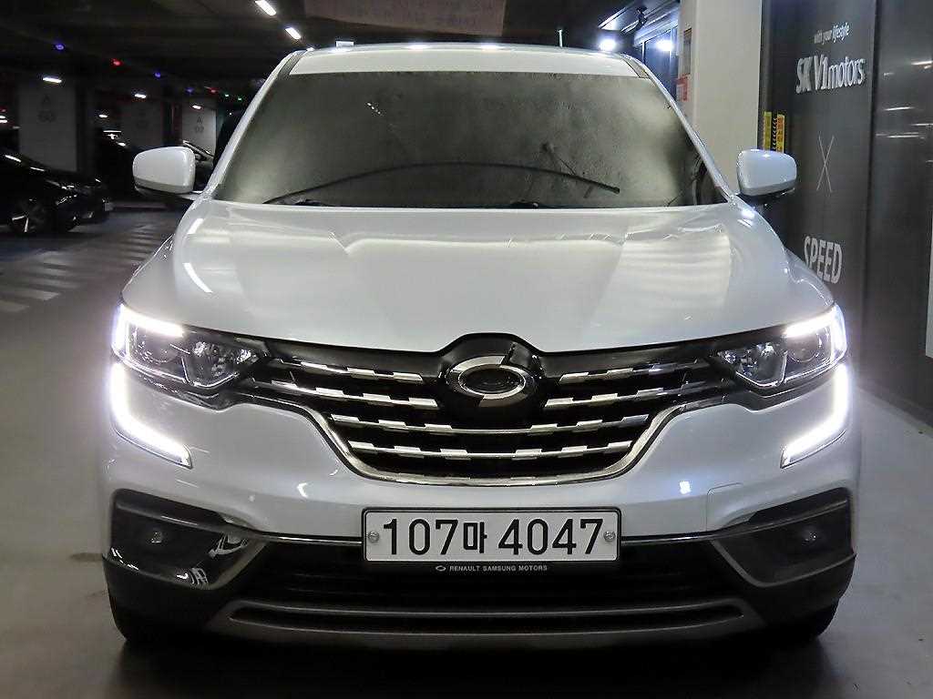 르노코리아 QM6 2.0 LPe LE 2WD 사진 2/20