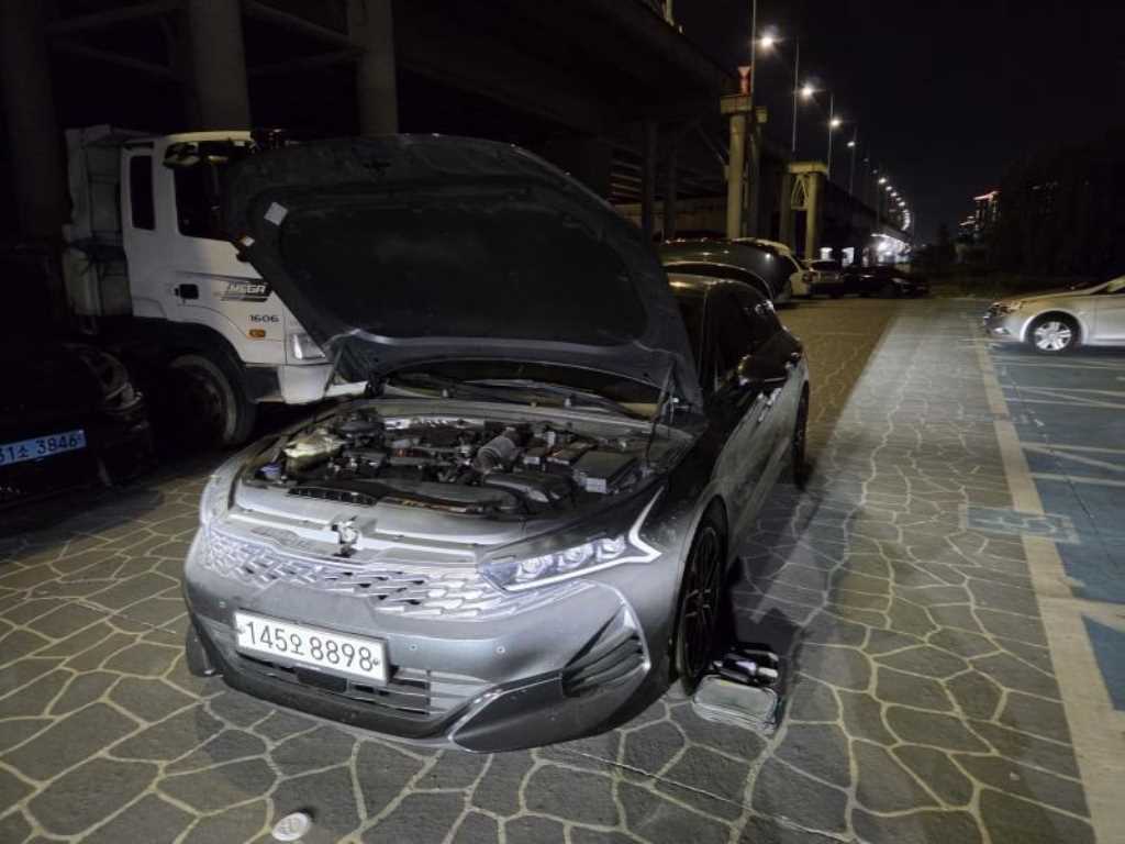 기아 K5 1.6 터보 시그니처 사진 2/8