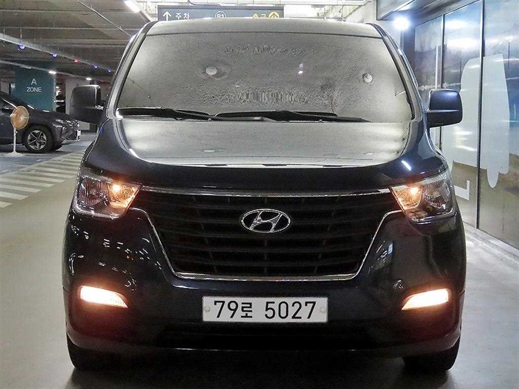 현대 스타렉스 2WD 웨건 12인승 스마트 사진 2/19