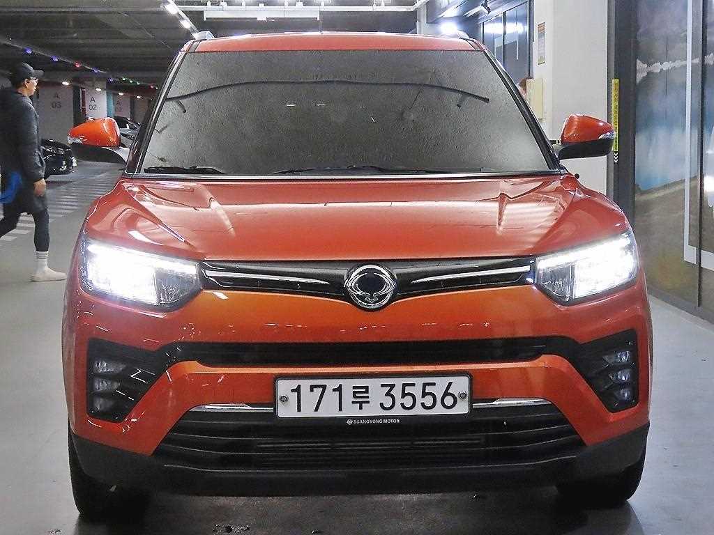KGM 티볼리 2WD 가솔린 1.5 V5 사진 2/20