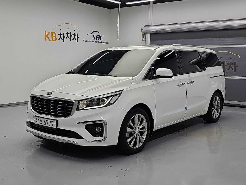 기아 카니발 디젤 9인승 프레스티지 사진