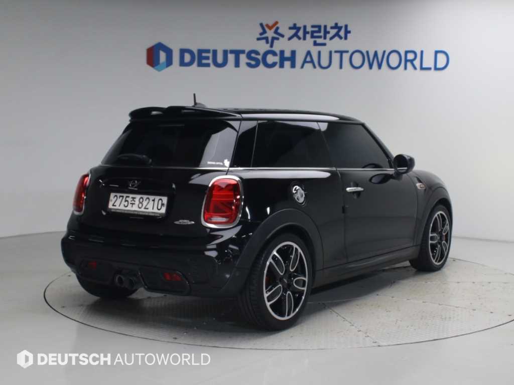 MINI 쿠퍼 JCW 사진 2/20