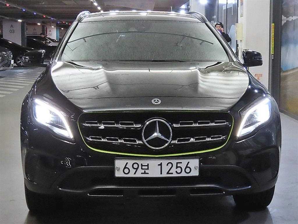 벤츠 GLA 클래스 GLA220 프리미엄 사진 2/20