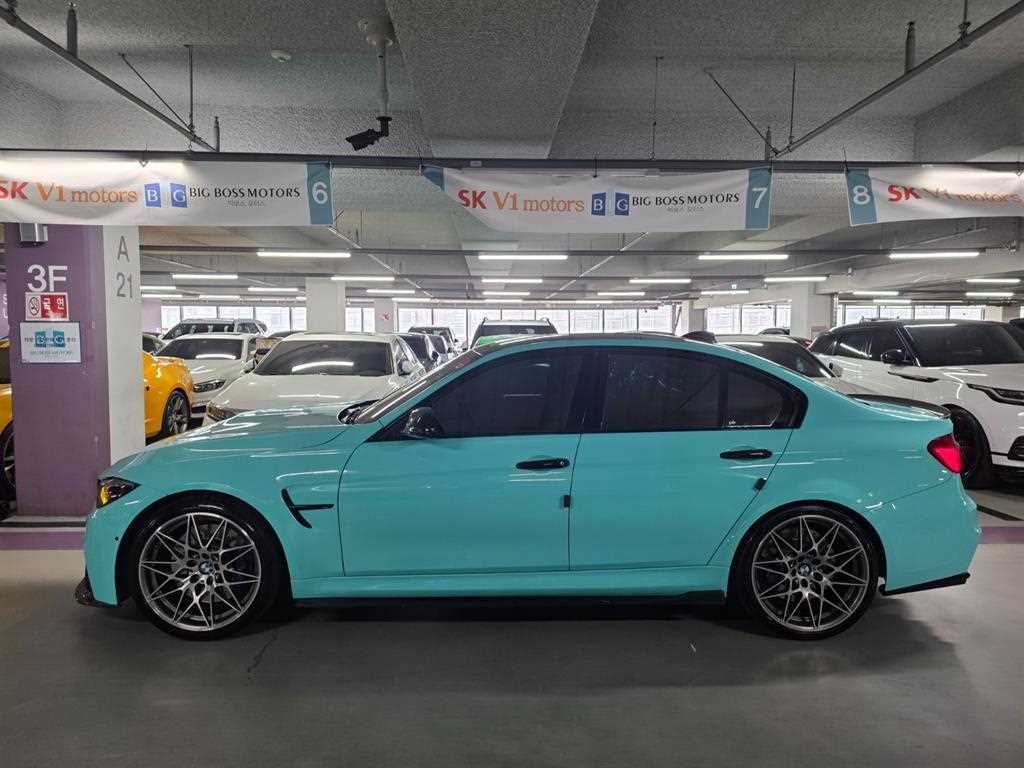 BMW 3시리즈 M3 세단 컴패티션 사진 2/19