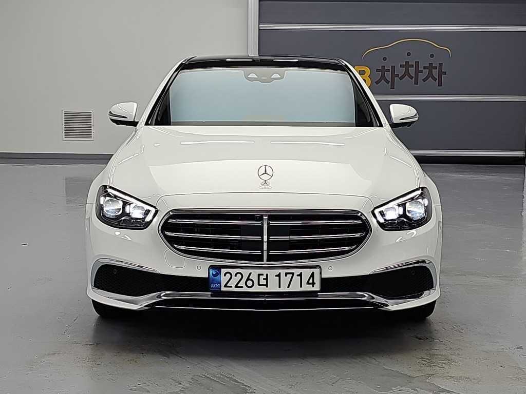 벤츠 E 클래스 E450 4MATIC 익스클루시브 사진 2/20