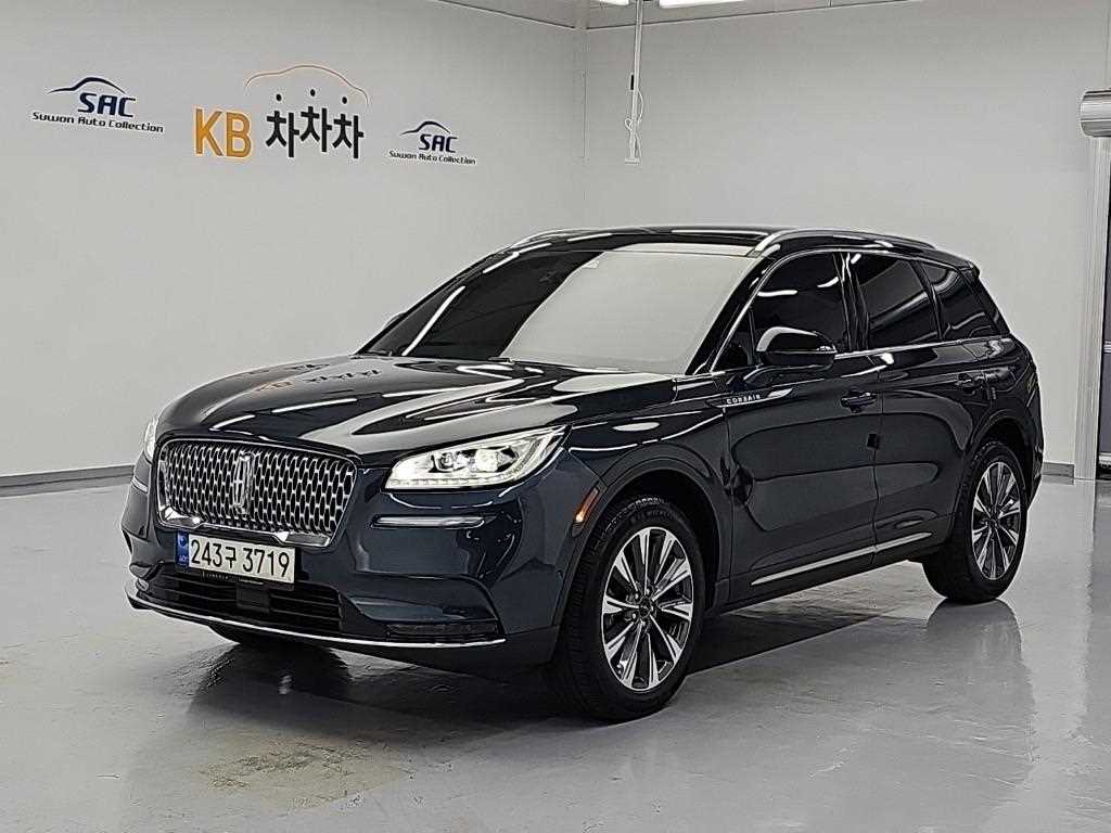 링컨 코세어 2.0 리저브 AWD 사진 2/19