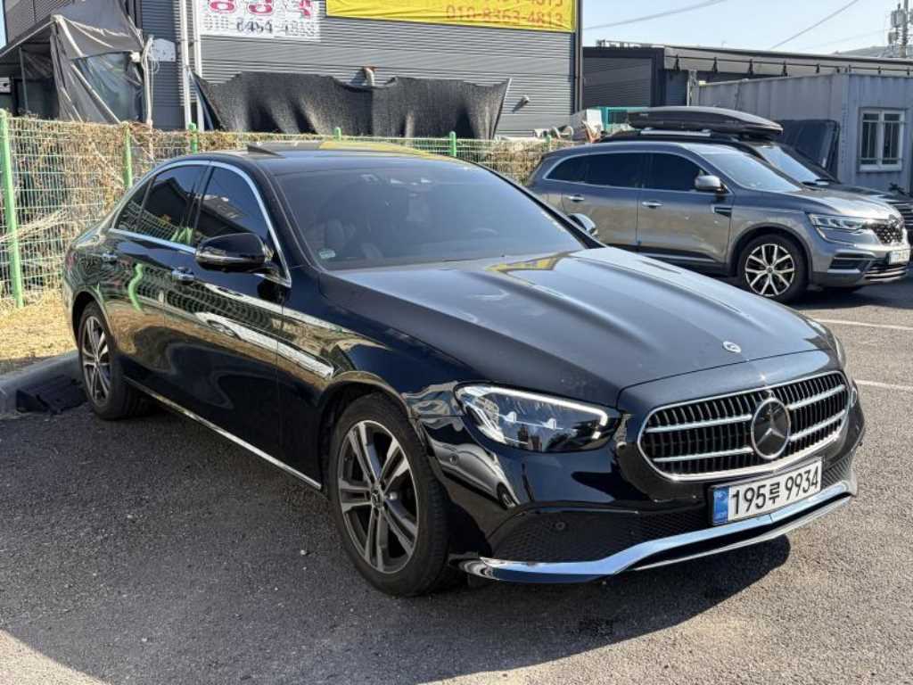 벤츠 E 클래스 E250 아방가르드 사진 2/8