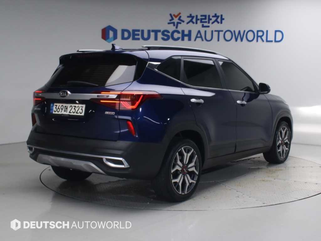 기아 셀토스 가솔린 1.6 터보 2WD 시그니처 사진 2/20