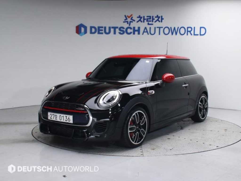 MINI 쿠퍼 JCW 사진 2/20