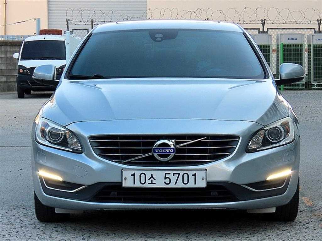 볼보 S60 D3 사진