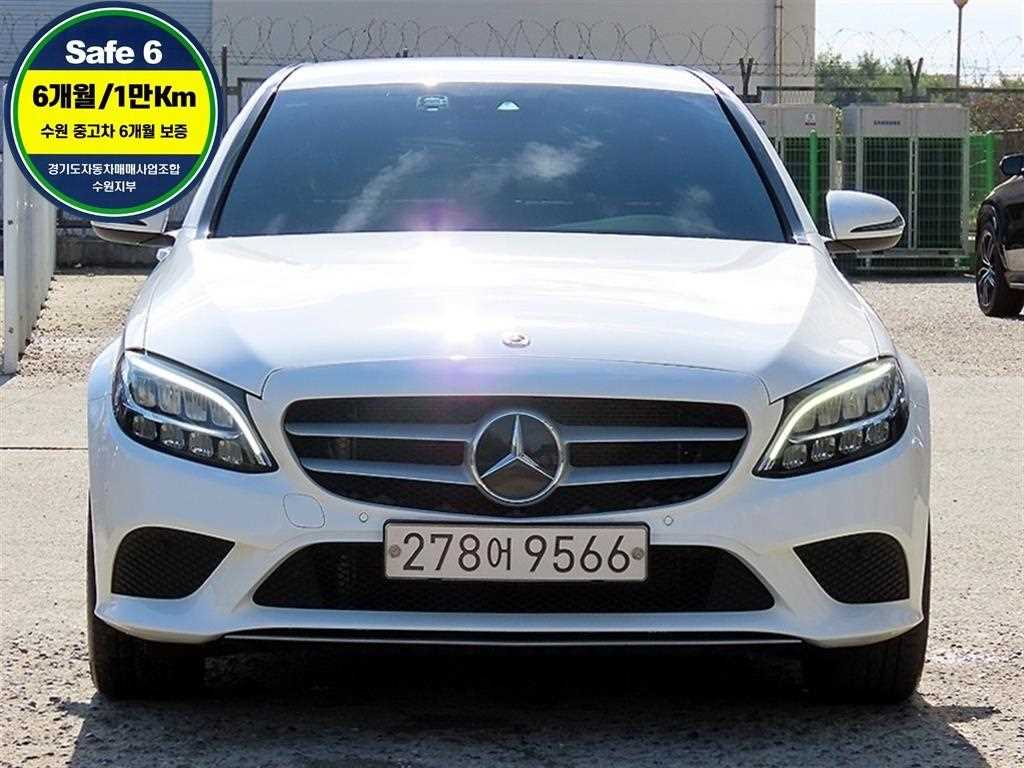 벤츠 C 클래스 C200 사진
