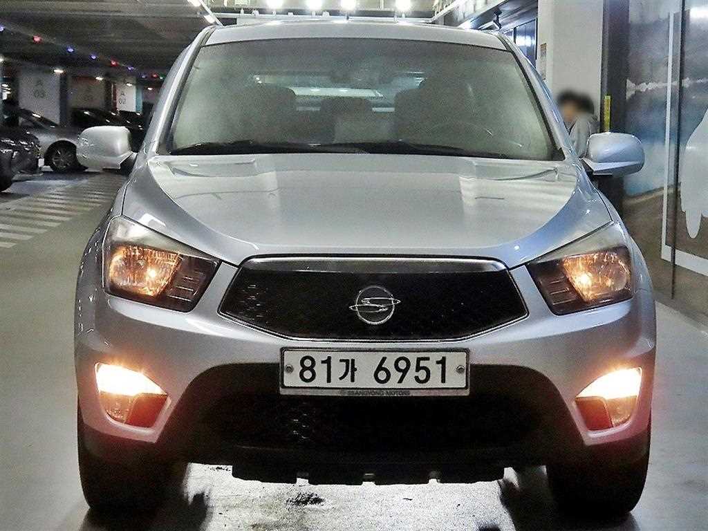 KGM 코란도 디젤 2WD CX5 패션 사진 2/20