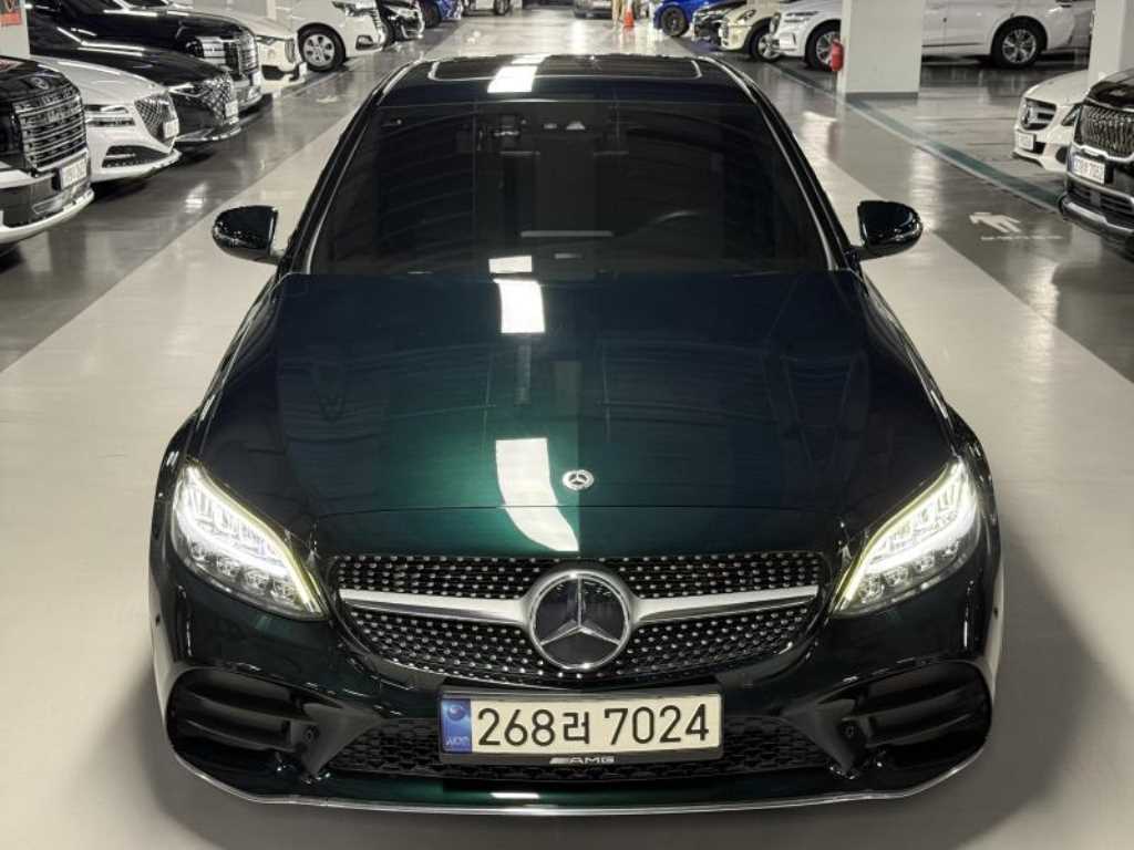 벤츠 C 클래스 C200 4MATIC AMG LINE 사진