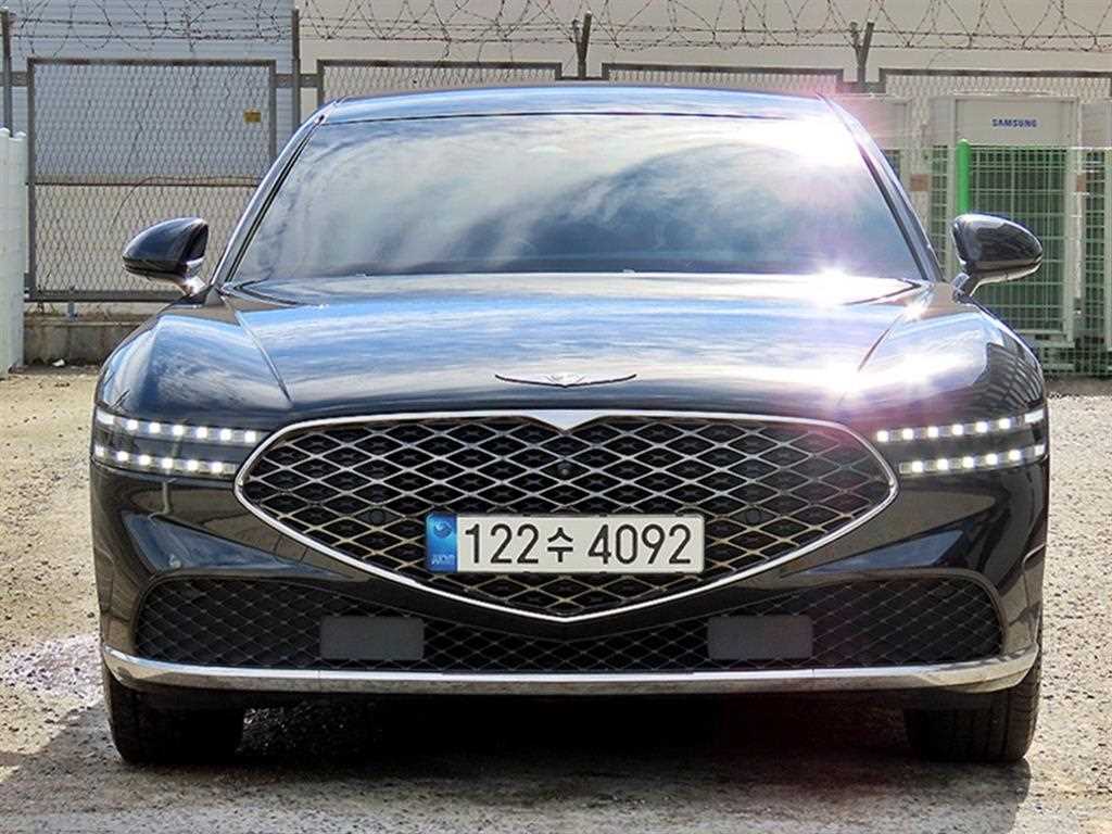 제네시스 G90 3.5T GDI AWD 사진