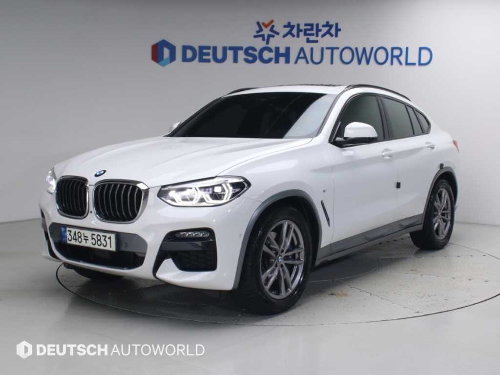 BMW X4 xDrive 20i M 스포츠 X 사진