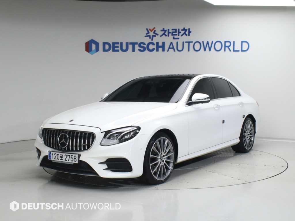 벤츠 E 클래스 E350 4MATIC AMG LINE 사진