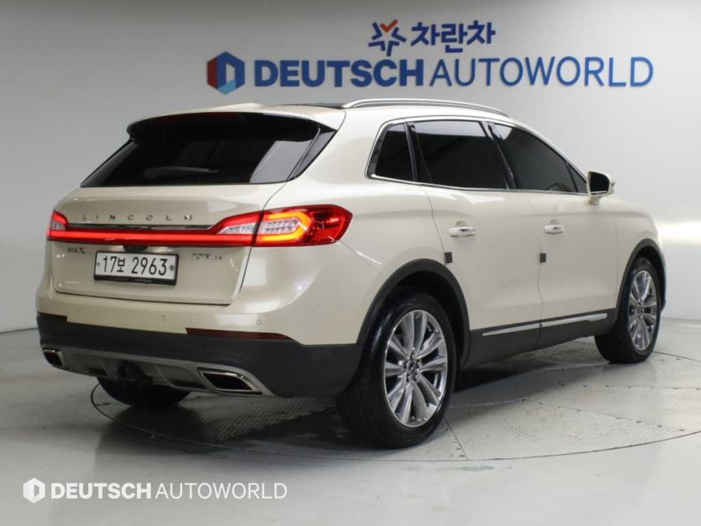 링컨 MKX 2.7 AWD 리저브 사진 2/20