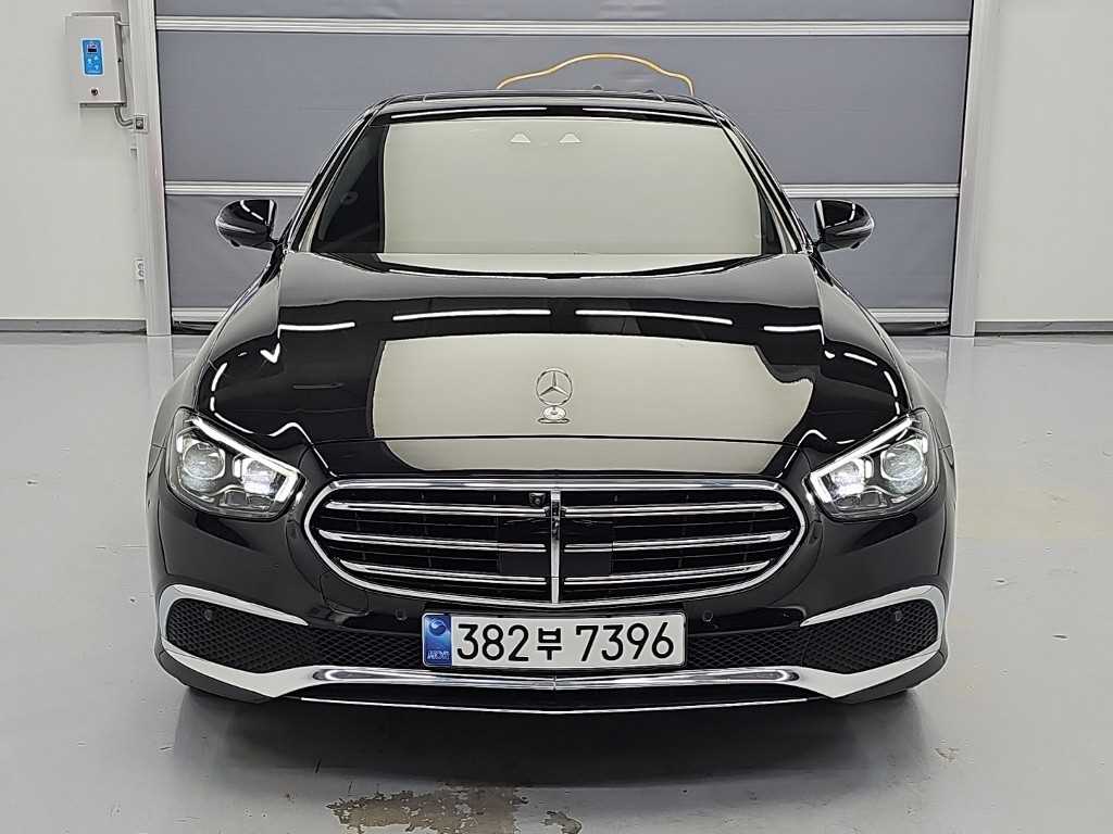 벤츠 E 클래스 E350 4MATIC 아방가르드 사진 2/20