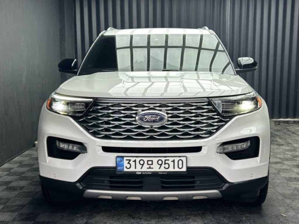 포드 익스플로러 3.0 AWD 플래티넘 사진