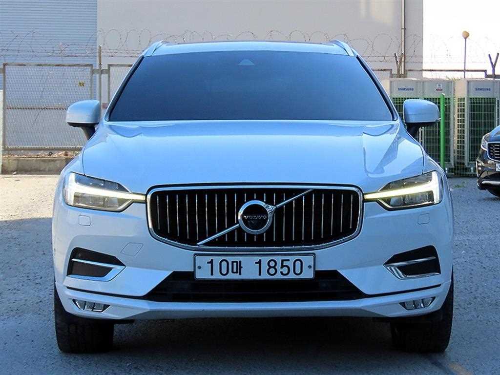 볼보 XC60 D5 AWD 인스크립션 사진