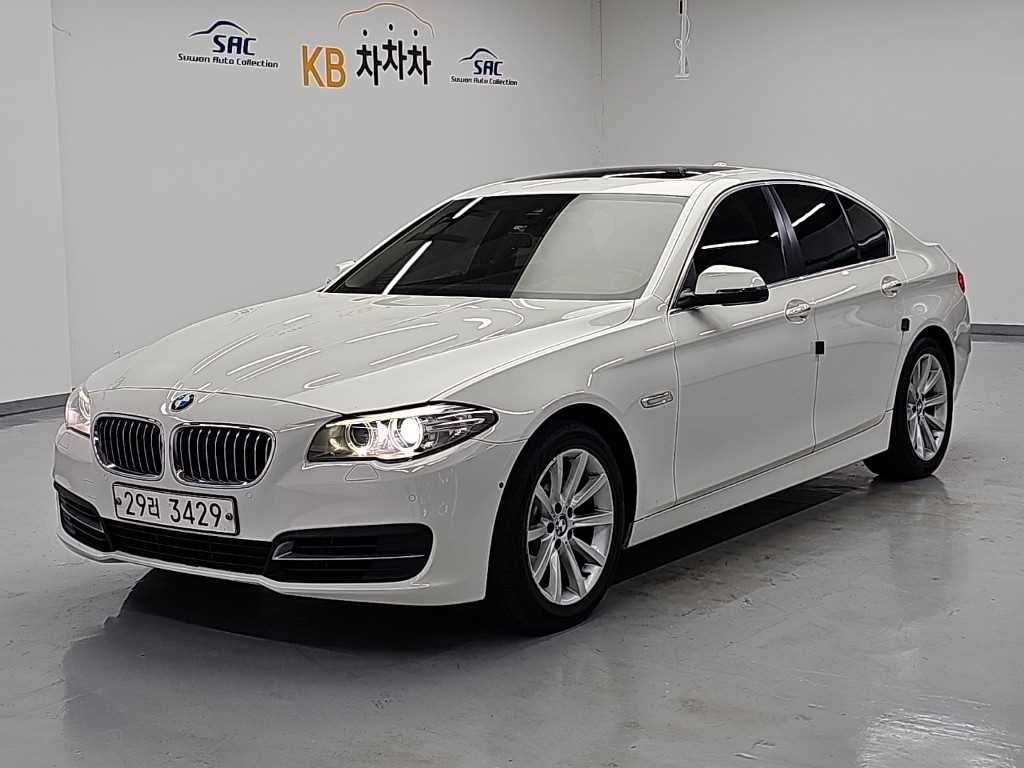 BMW 5시리즈 528i 사진