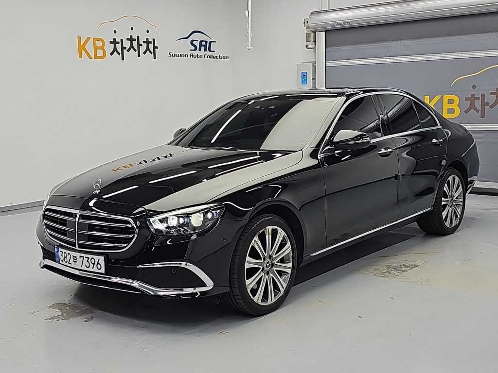 벤츠 E 클래스 E350 4MATIC 아방가르드 사진