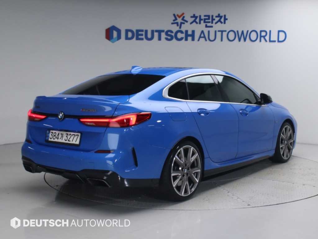BMW 2시리즈 M235i xDrive 사진 2/20