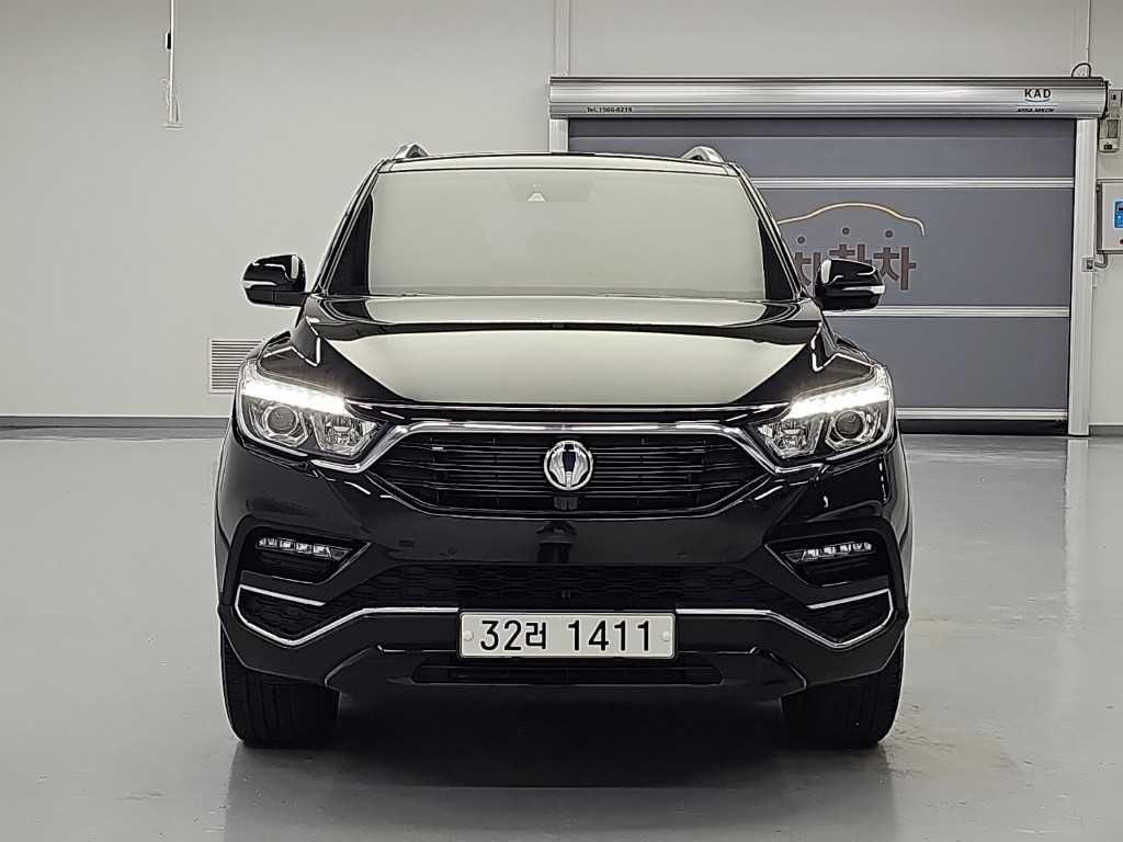 KGM 렉스턴 디젤 2.2 4WD 헤리티지 사진 2/20