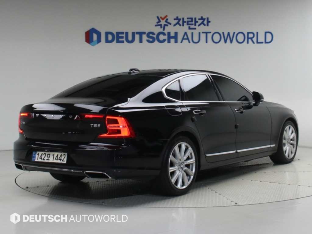 볼보 S90 T5 인스크립션 사진 2/20