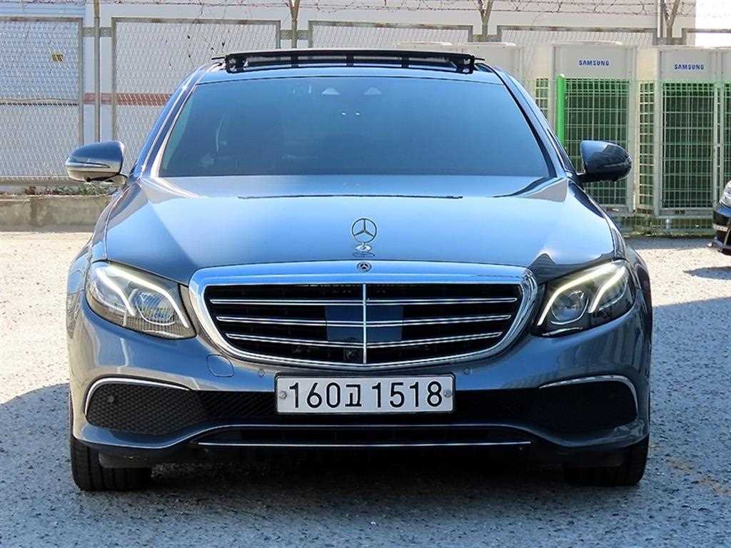 벤츠 E 클래스 E450 4MATIC 익스클루시브 사진