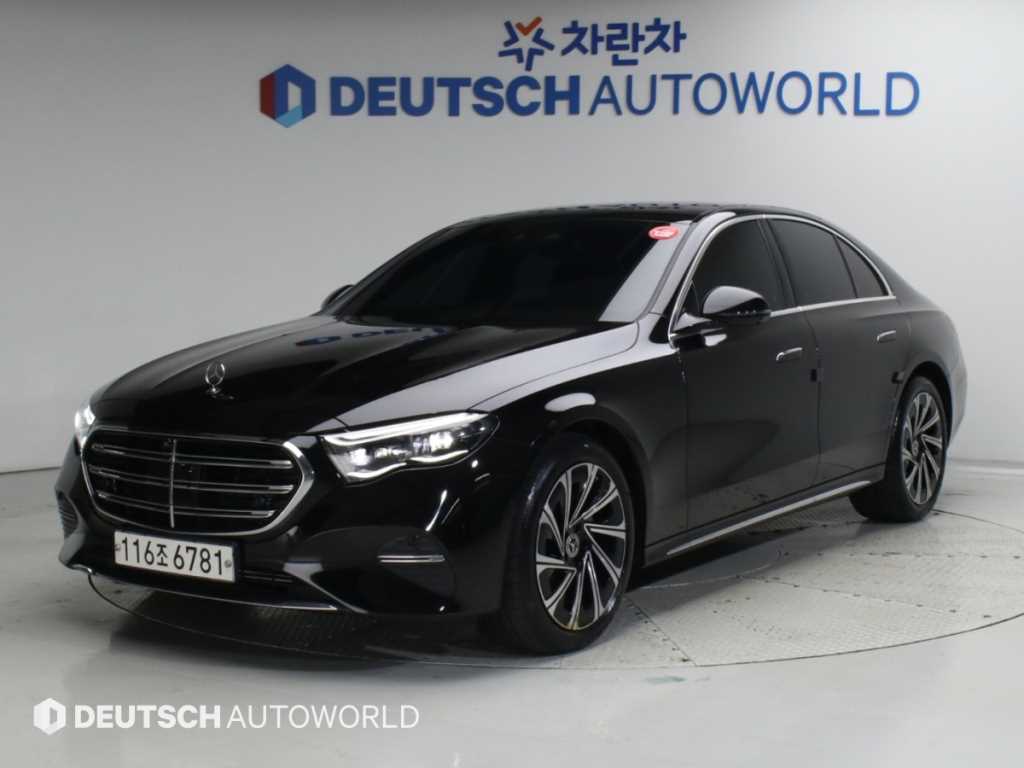 벤츠 E 클래스 E300 4MATIC 익스클루시브 사진