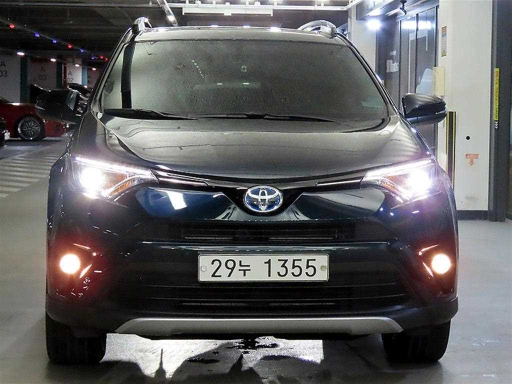 토요타 라브4 2.5 4WD 하이브리드 사진 2/20