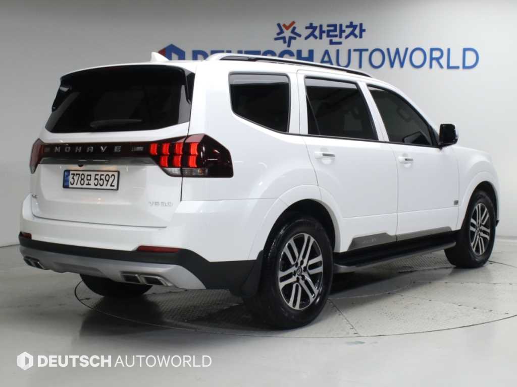 기아 모하비 4WD 플레티넘 6인승 사진 2/20
