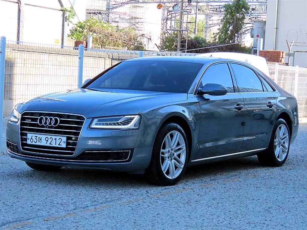 아우디 A8 60 TDI 콰트로 사진 2/20