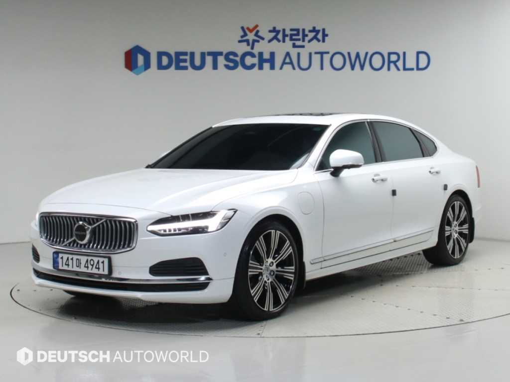볼보 S90 T8 AWD 얼티메이트 브라이트 사진